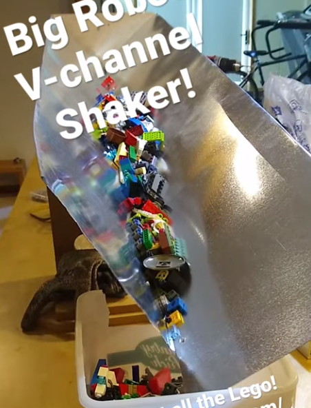 Big Robot LEGO Sorting Machine