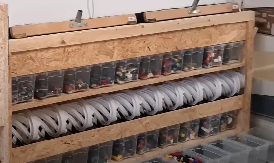 Freakstuff's automatic sorting machine (German)